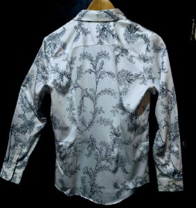 Blusa / Camisa de Vestir con Manga Larga, Botones y Estampado Azul- Talla Chica